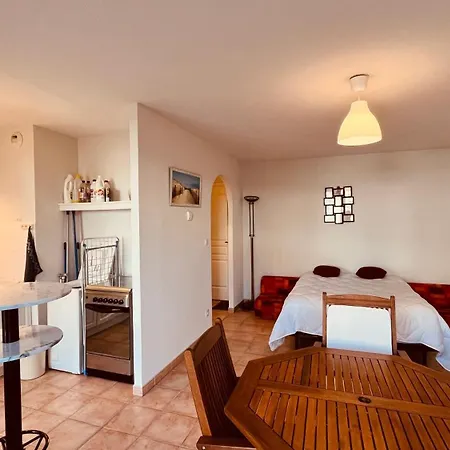 Les Lauriers, Logement Calme Et Mer